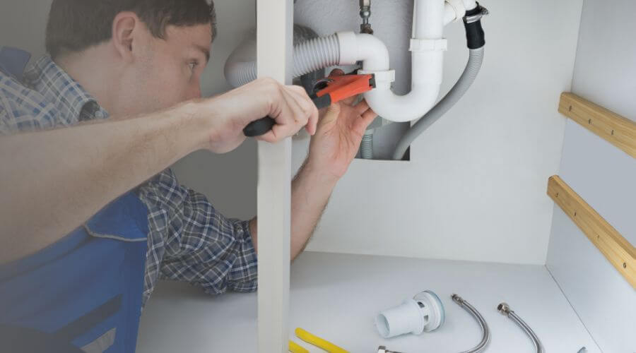 Expert burst pipe repair services in Shalimar, FL